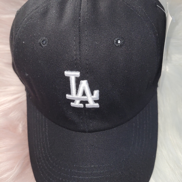 IA Cap - Picture 2 of 7